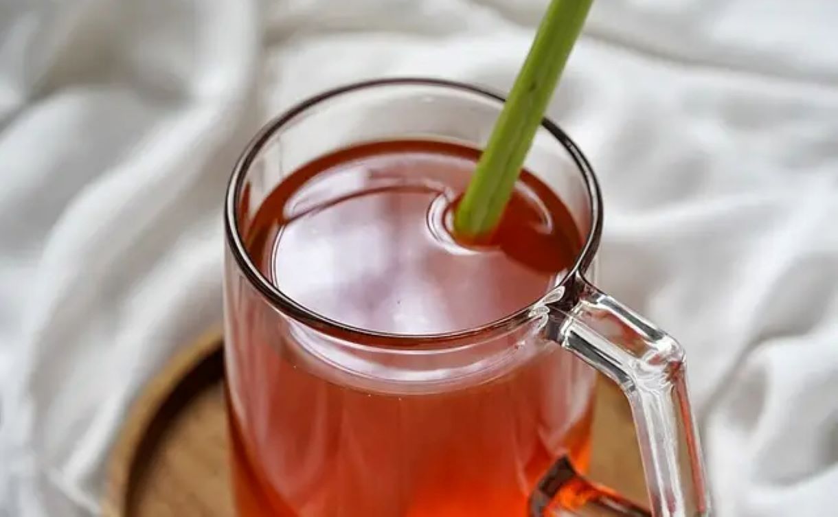 Wedang secang rempah yang penuh khasiat. (Cookpad)