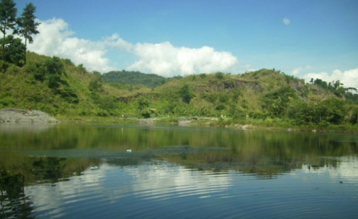Keindahan dari Wanawisata Ciwaringin. (tempatwisataunik.com)