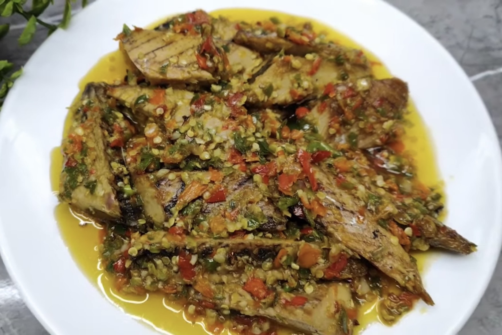 Ikan pindang tongkol chili padi