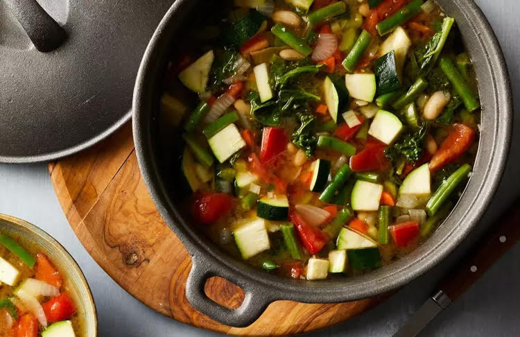 Sup sayuran untuk diet