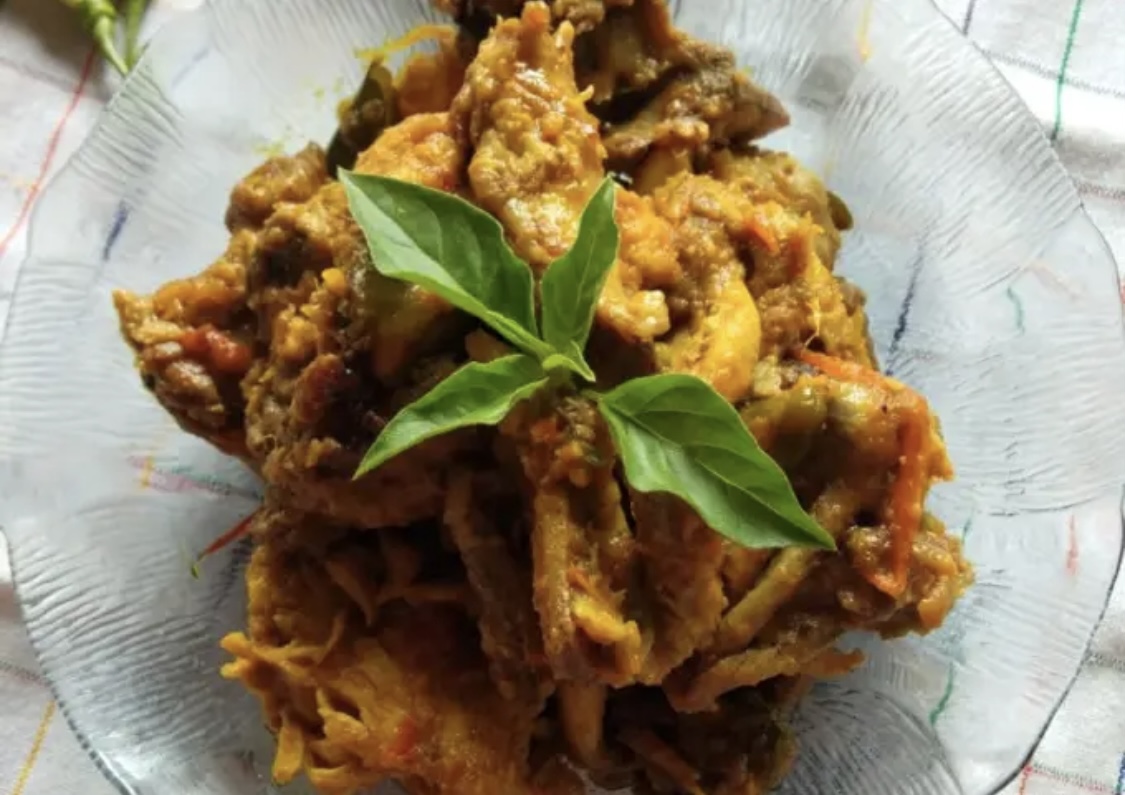 Kelezatan Kuliner Pedesan Ayam Khas Indramayu