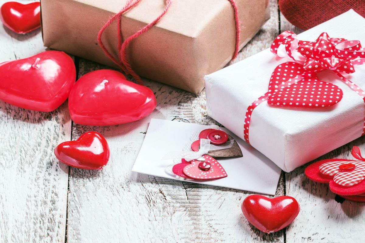 Ilustrasi hadiah handmade romantis