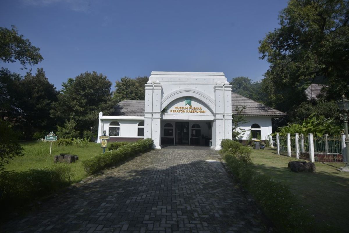 Museum Keraton Kasepuhan Cirebon. (disparbud.jabarprov.go.id)