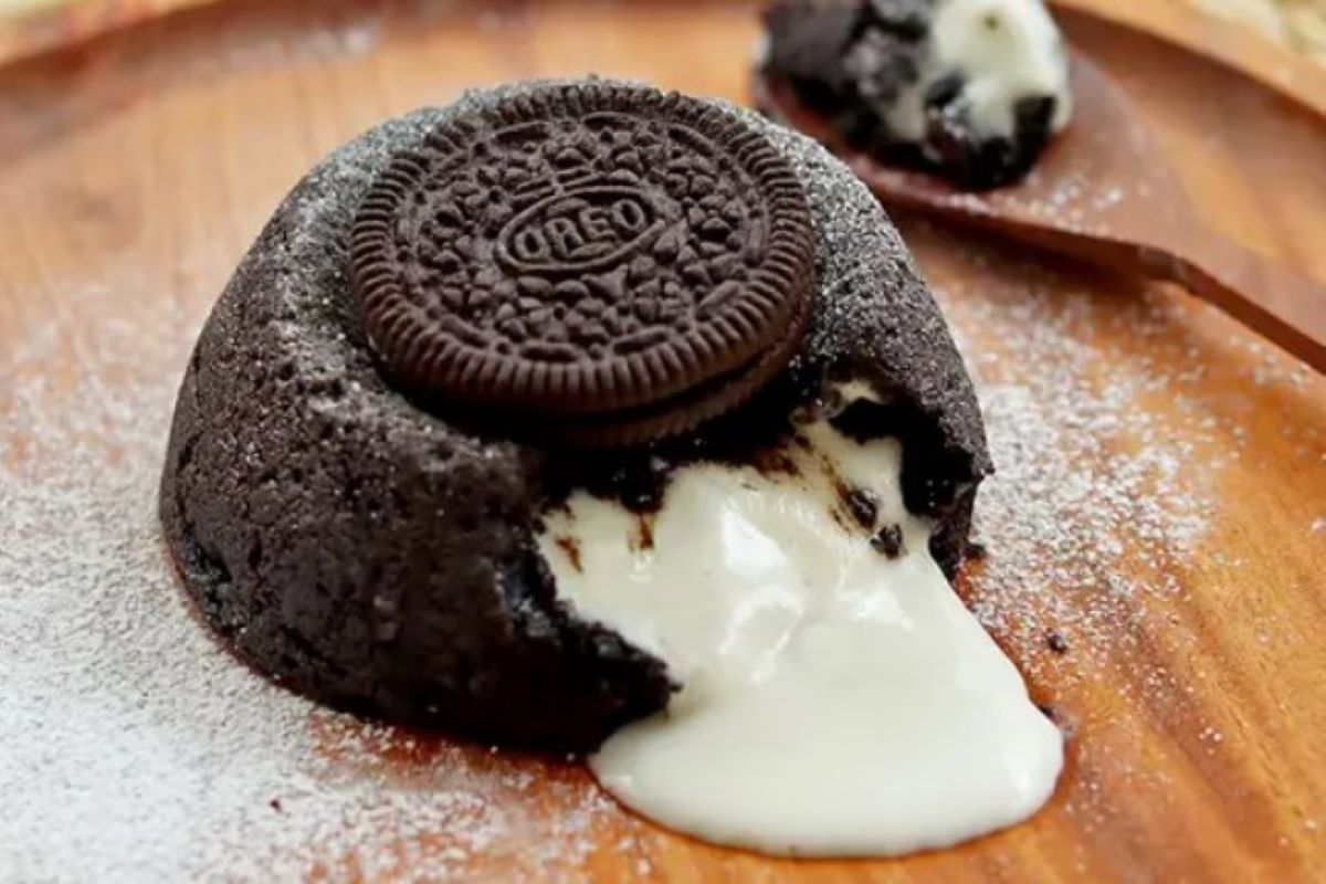 Oreo lava cake, dessert yang cocok untuk segala acara. (Cookpad)