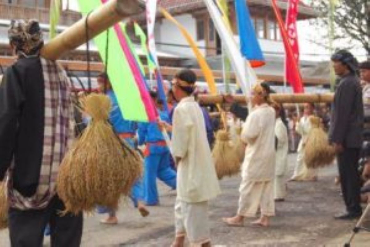 Upacara Seren Taun di Cigugur Kuningan. (Dok. Pemkab Kuningan)
