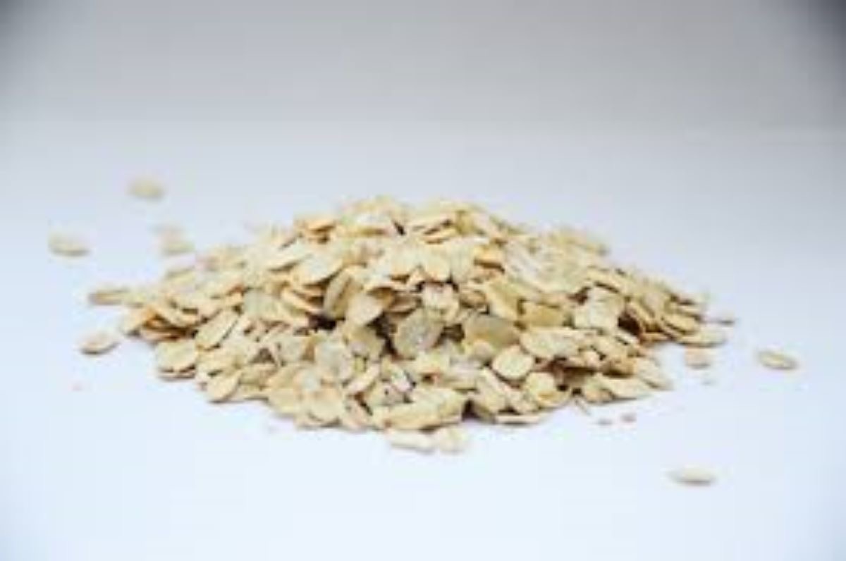 Ilustrasi oatmeal mentah