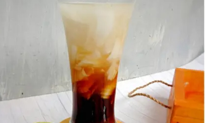 Es kelapa gula aren