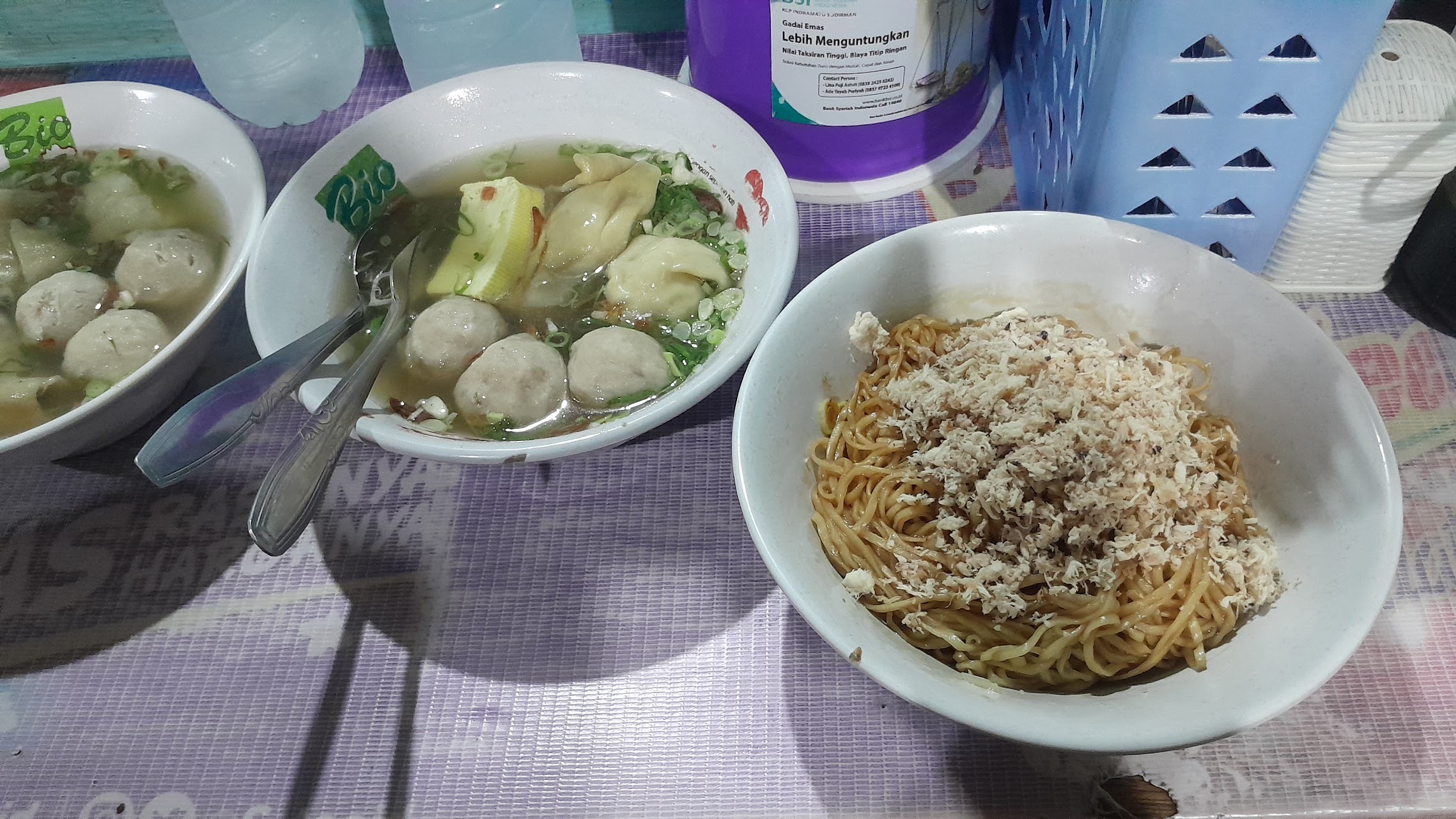Kelezatan Mie Yamin di Bakso Yamin Warkad