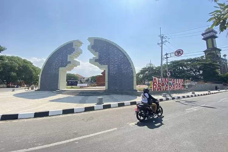 Taman Pataraksa Cirebon