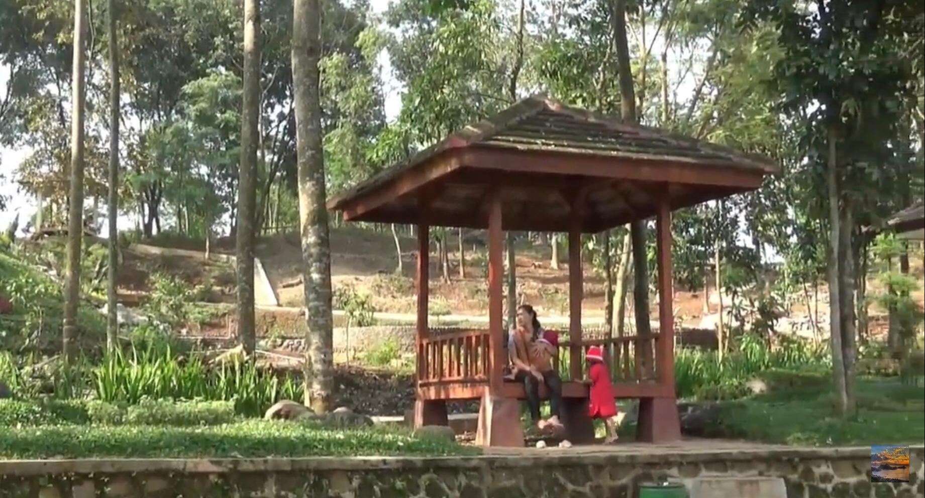 Wisata Alam Hutan Kota Caracas, Kuningan