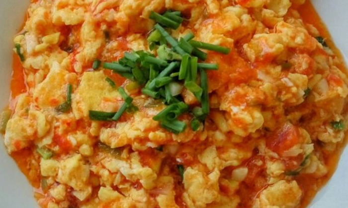 Tumis tomat telur