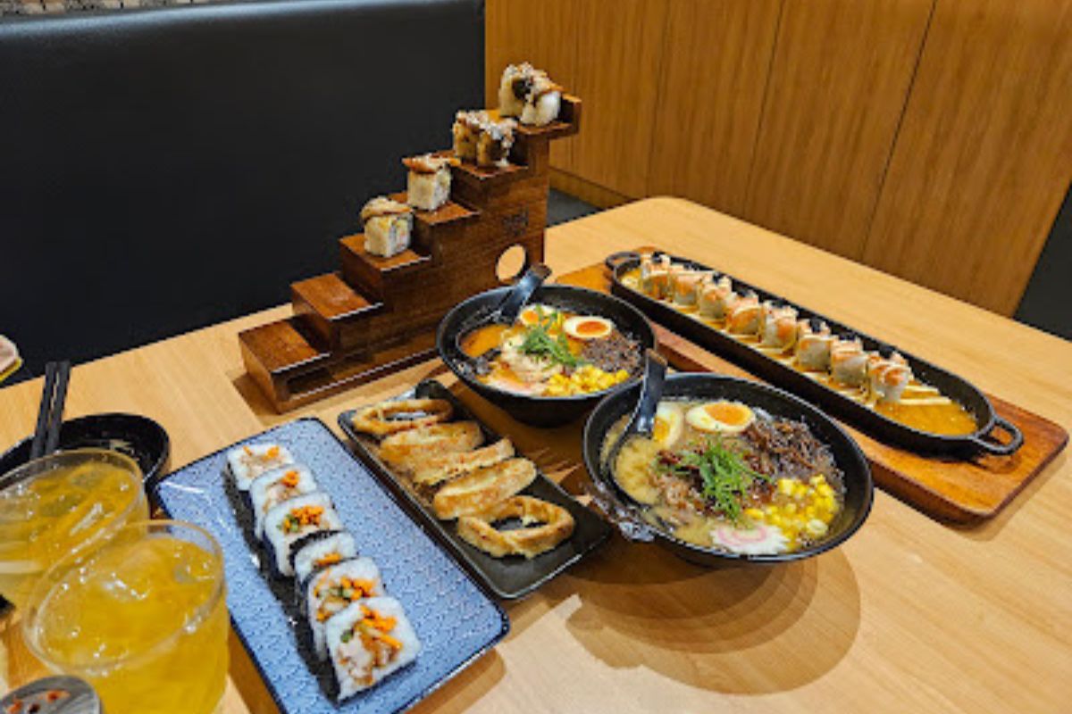Ilustrasi sajian sushi