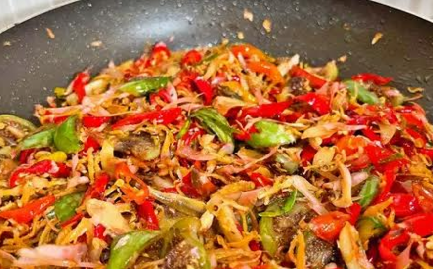 Sambal teri kecombrang yang pedas dan lezat