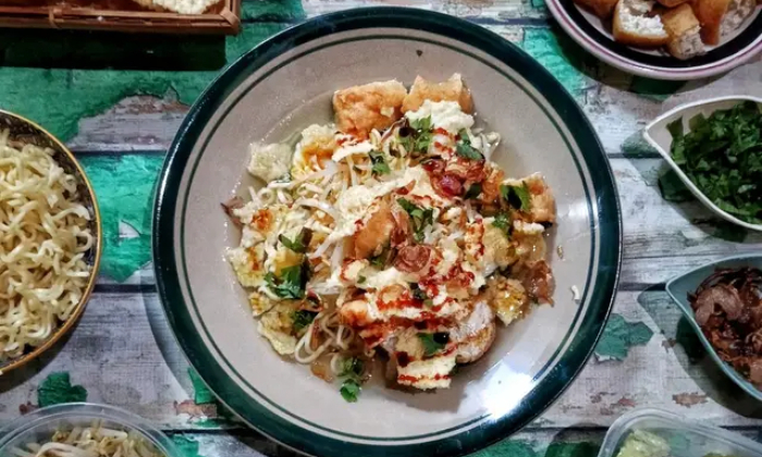 Mie kopyok khas Semarang