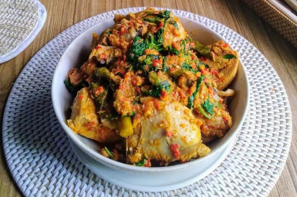 Ayam woku kemangi pedas. (Cookpad/Ninik Kitchen)