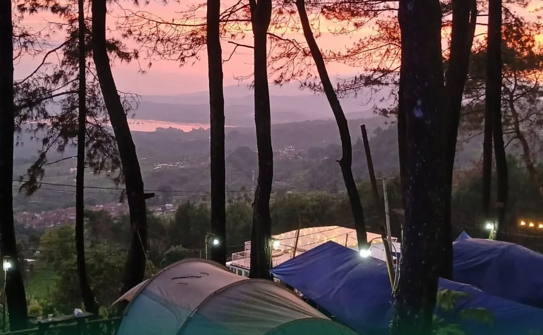 Glamping akhir tahun di Talaga Surian Camp Park