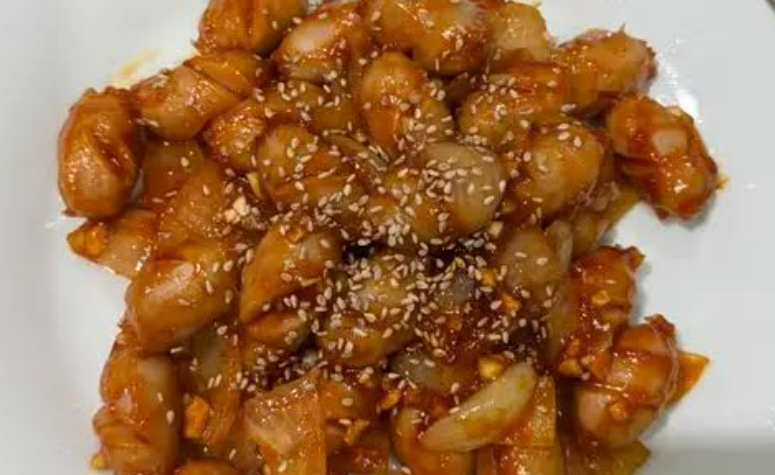 Sosis yachae bokkeum yang lezat dan nikmat