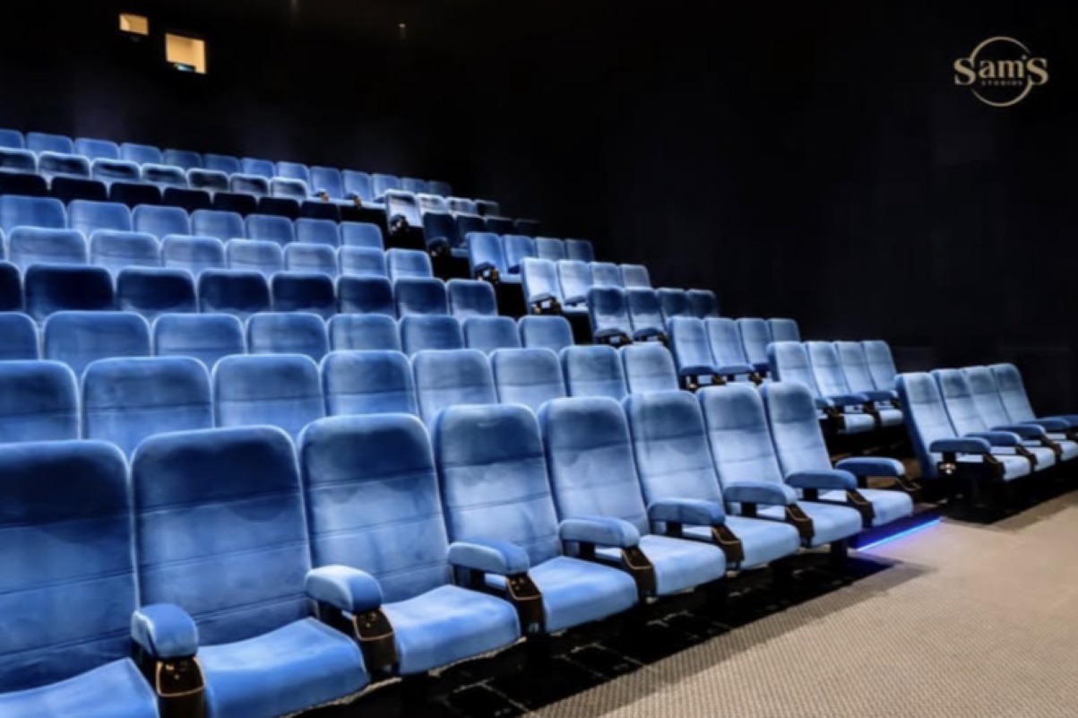 tangkapan layar bioskop Sam&rsquo;s Studio. (akun Instagram @samsstudios.id)
