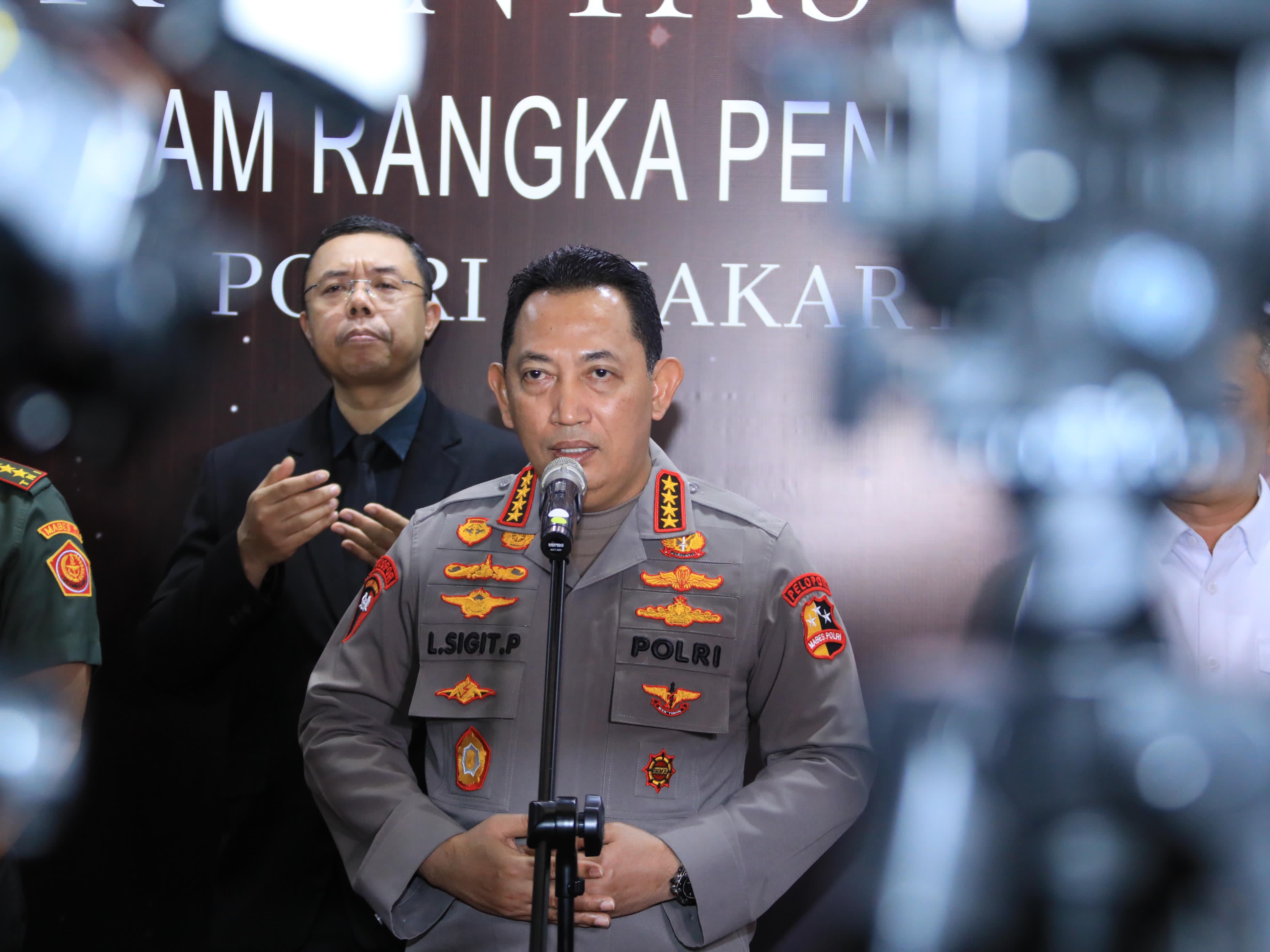 Kapolri Jenderal Listyo Sigit Prabowo saat rakor lintas sektoral libur natal dan tahun baru. (Mabes Polri)