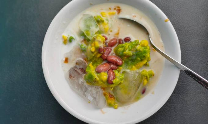 Es kacang merah alpukat