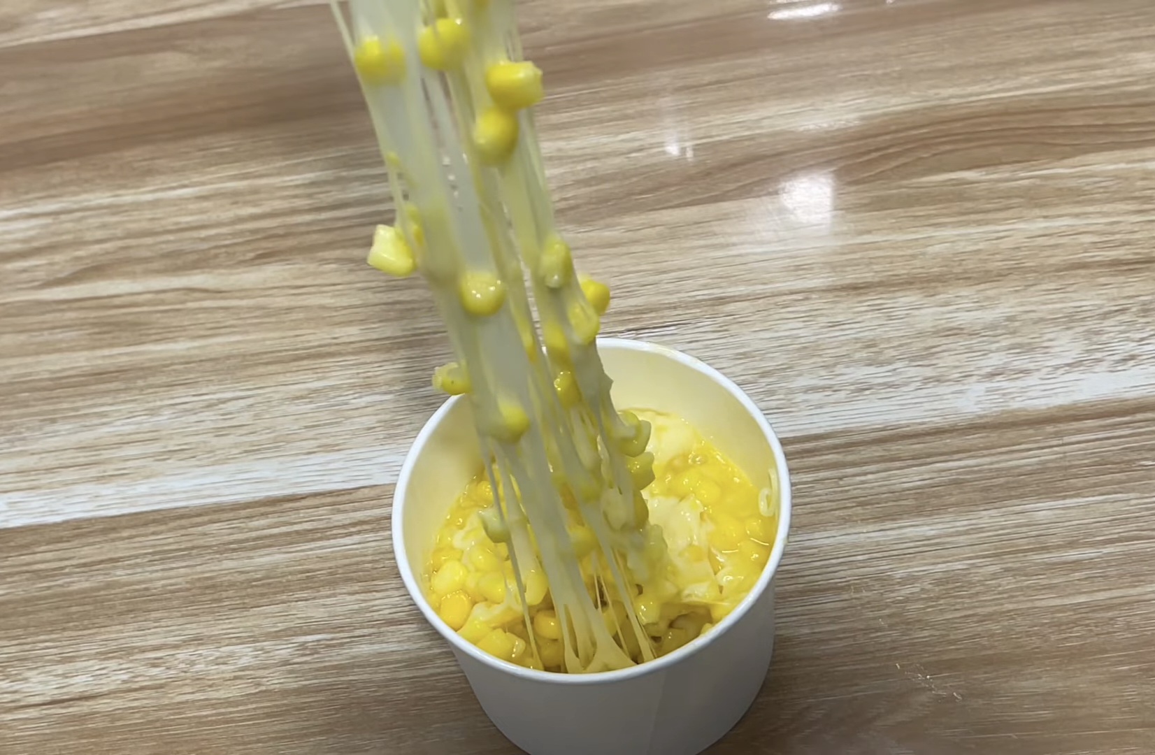 Kelezatan jagung cheese tarik yang viral di Malaysia