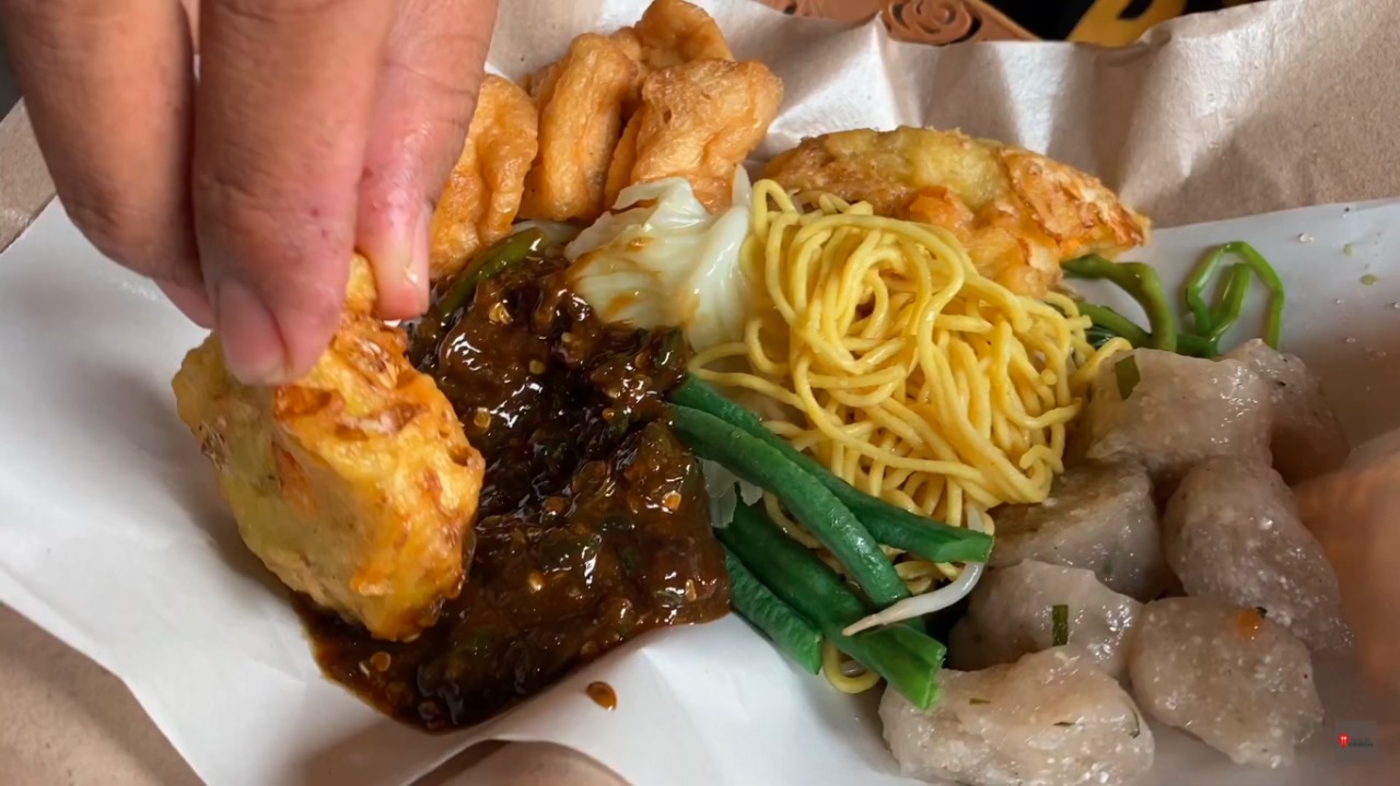 Rujak gamel khas Cirebon