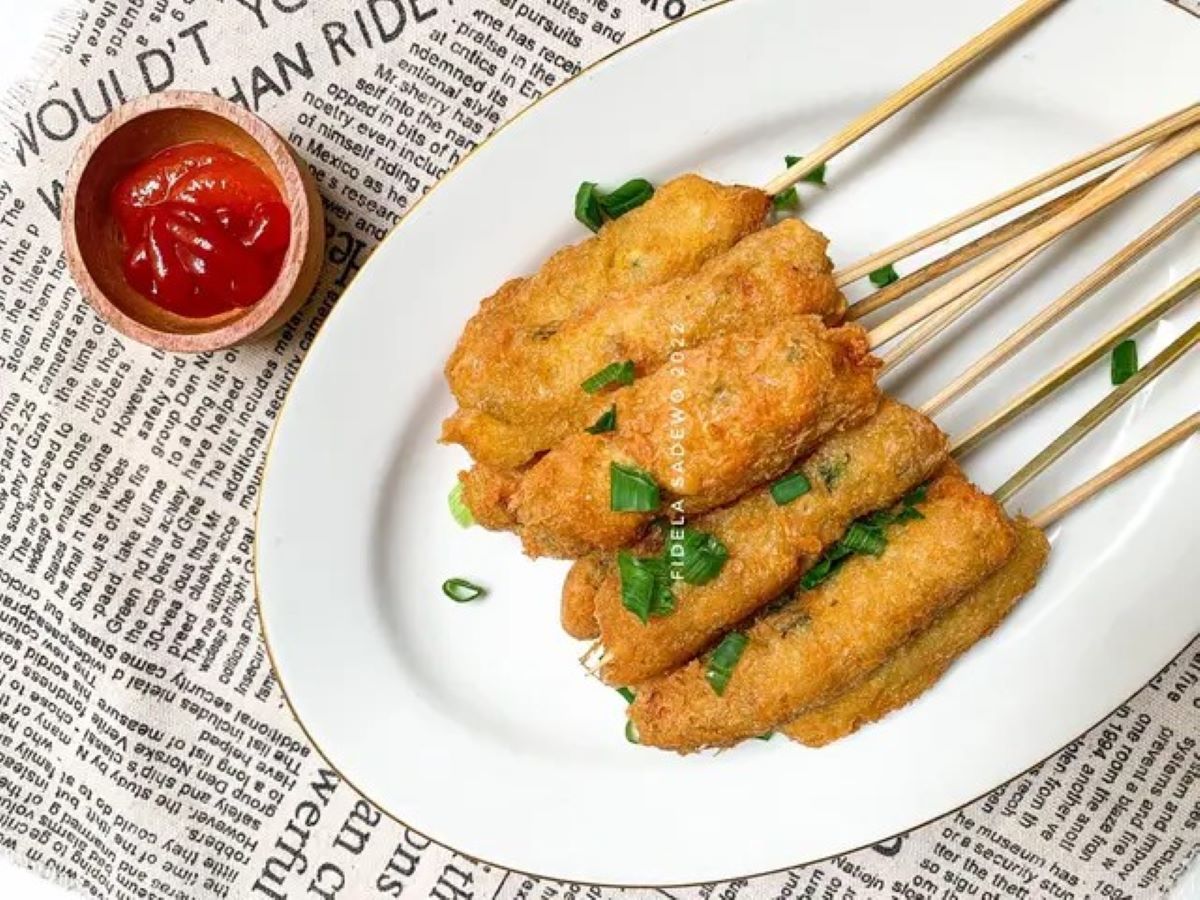 Sajian sempol ayam wortel