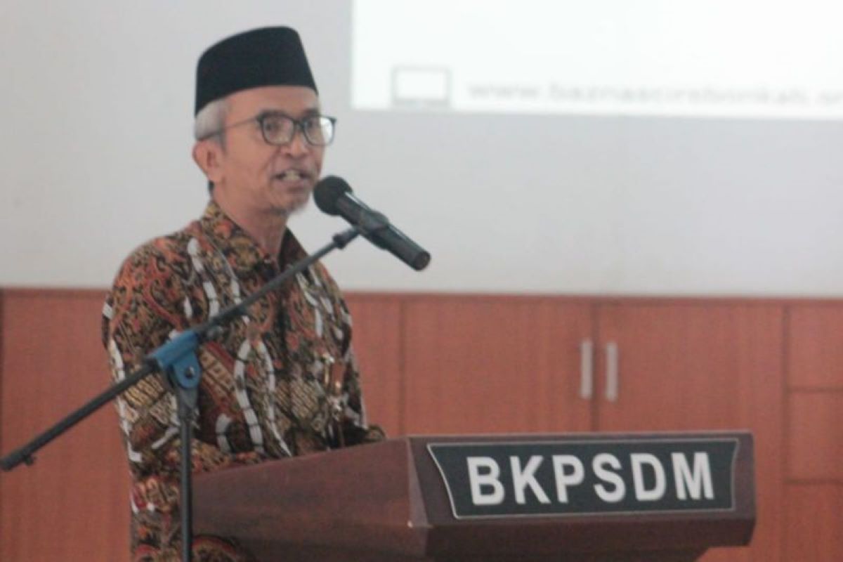 Ketua Baznas Kabupaten Cirebon Ahmad Zaeni Dahlan. (Pemkab Cirebon/Antara)