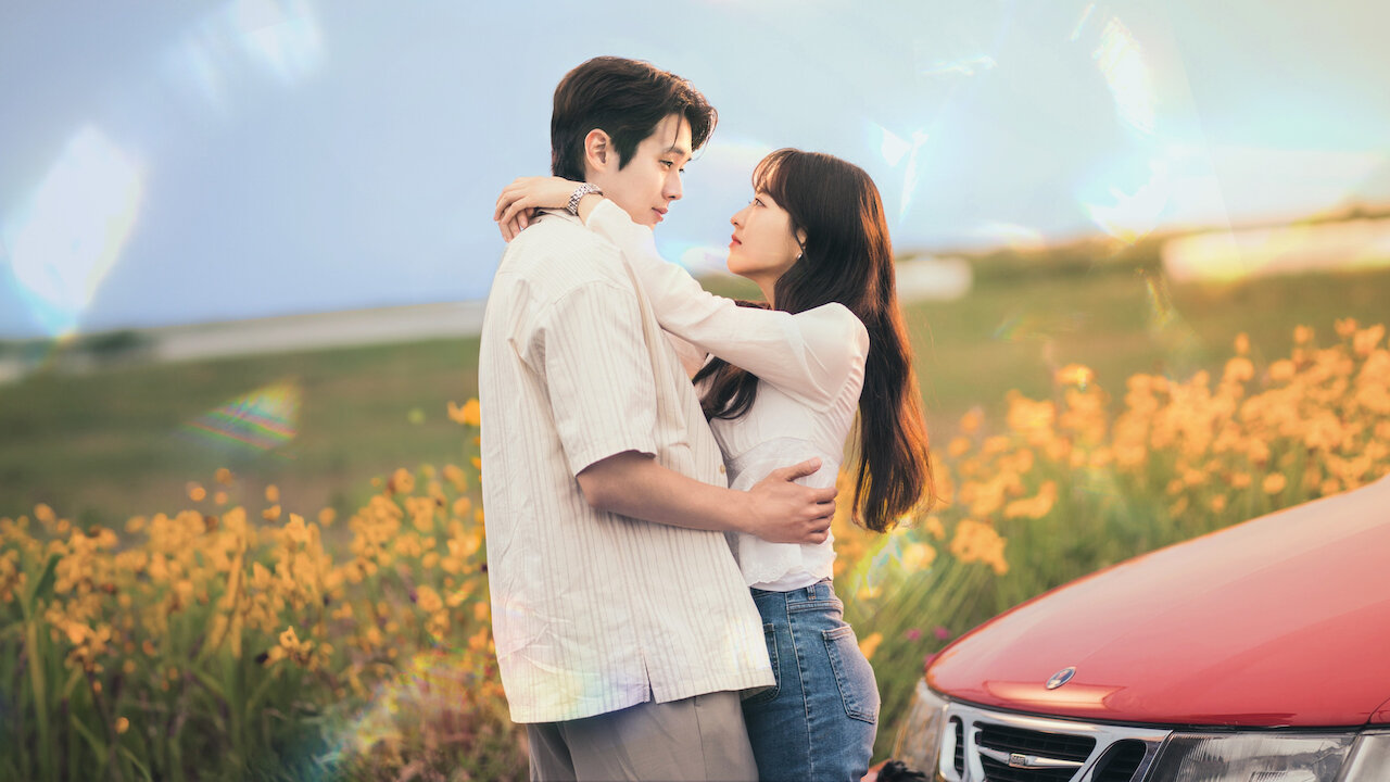 Aktor Choi Woo Shik dan aktris Park Bo Young