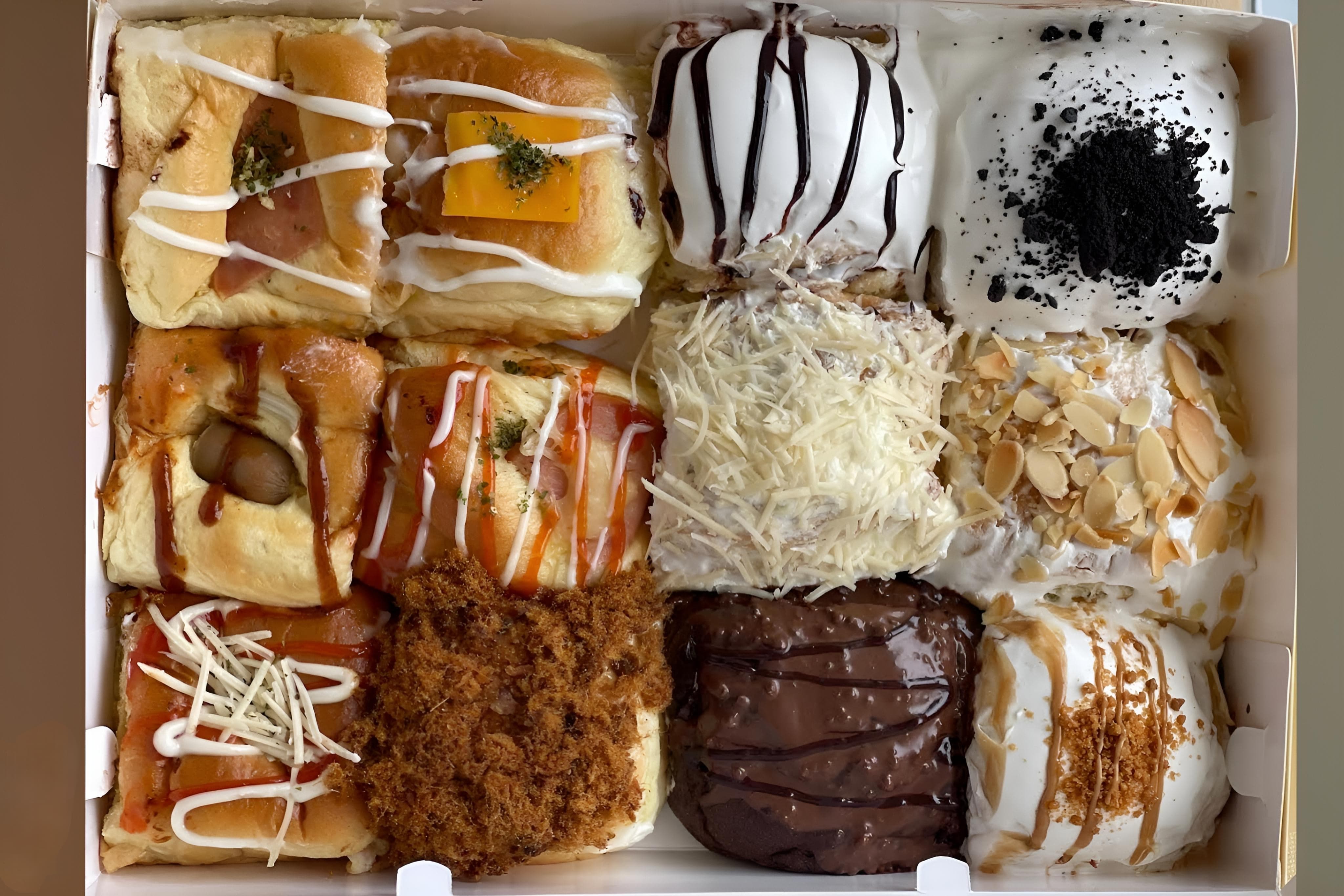 Ilustrasi kuliner viral unik di Cirebon (Dok. Google Maps Roti Roll Bogor)