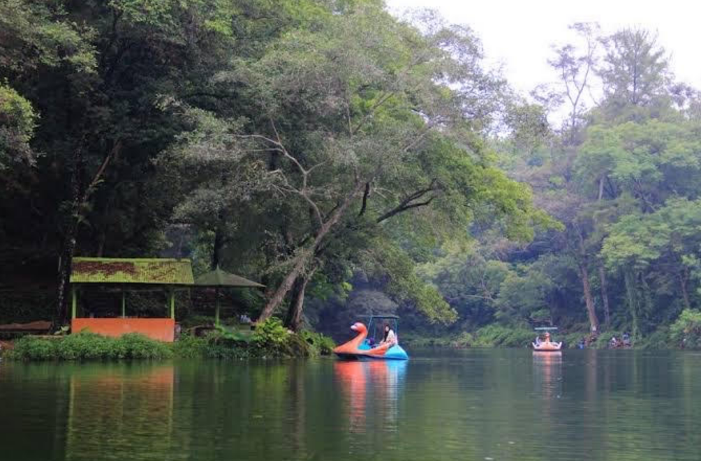Telaga Remis (Dok. Indonesia Kaya)