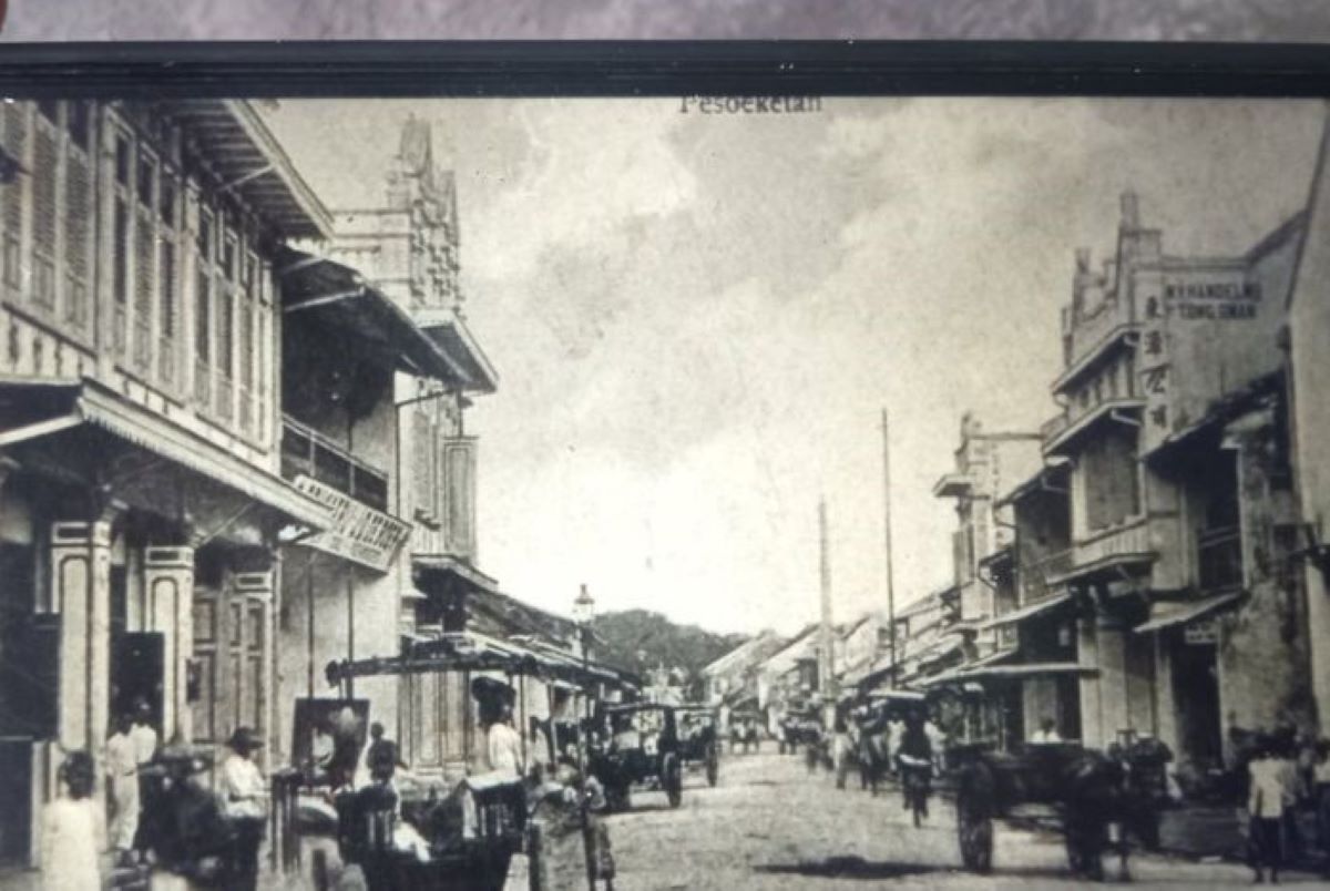 Arsip foto koleksi digital Universitas Leiden suasana di Cirebon pada masa kolonial Belanda. (Fathnur Rohman/Antara)