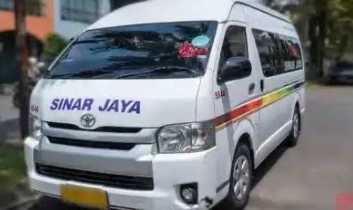 Sinar jaya shuttle. (web/tiketbus)
