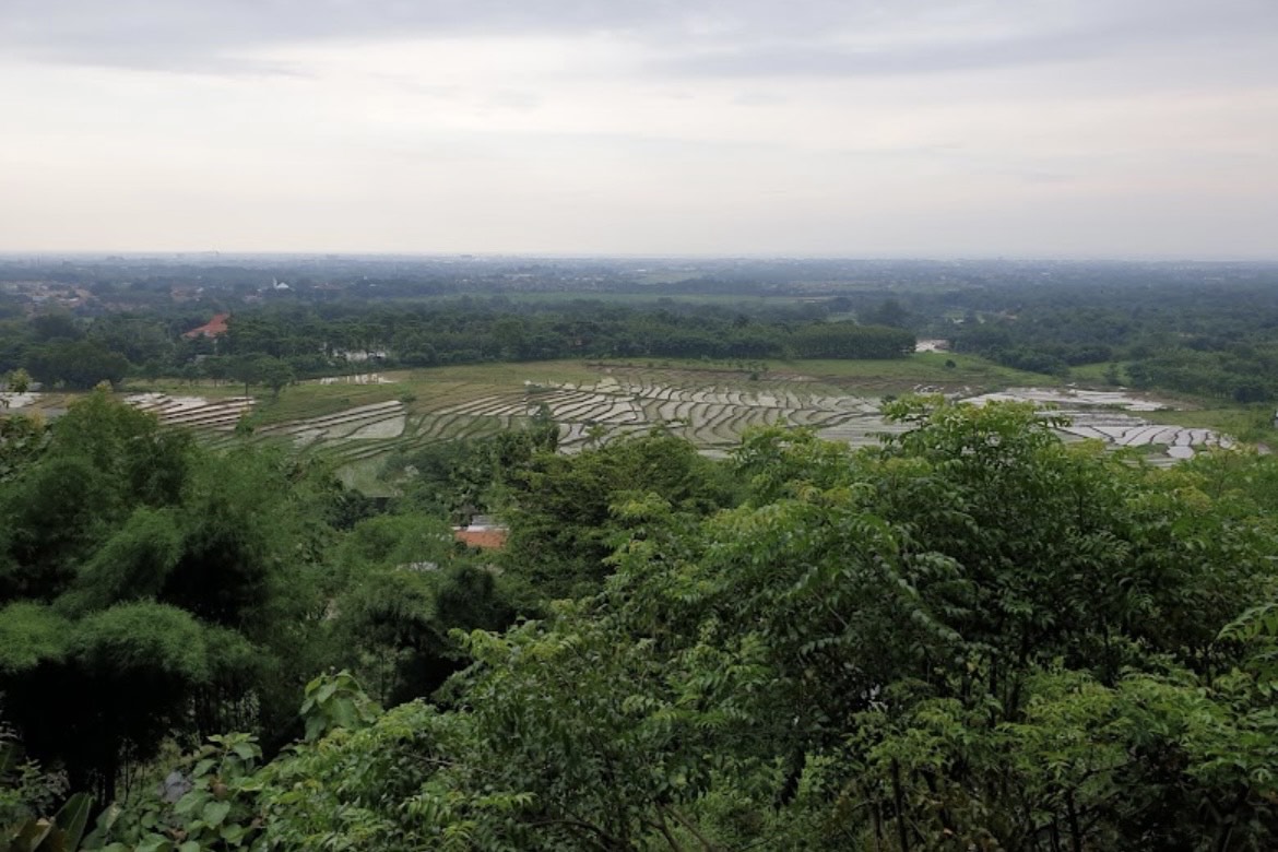Bukit Grongging Cirebon. (google images)
