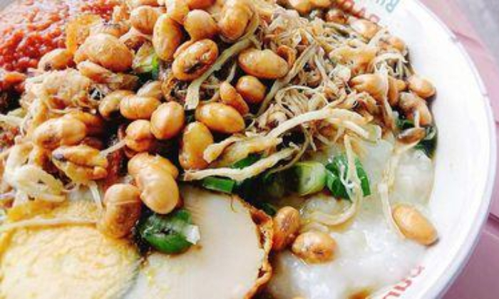 Bubur Ayam Cabang Bumi Patra di Indramayu. (Dok. GoFood)