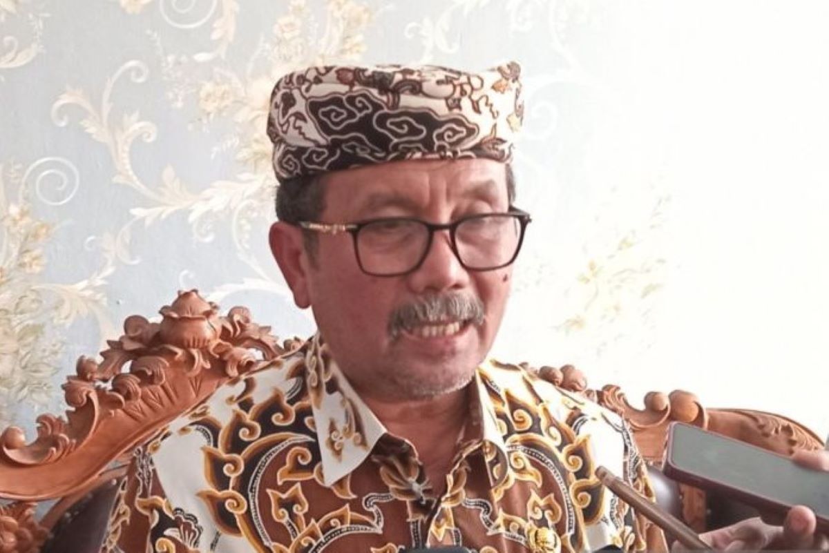 Bupati Cirebon Imron. (Fathnur Rohman/Antara)