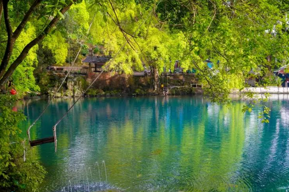 Telaga Biru Kuningan (Dok. Traveloka)