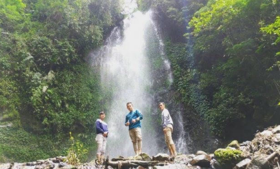 Curug Sawer Majalengka (Dok. AlongWalker)