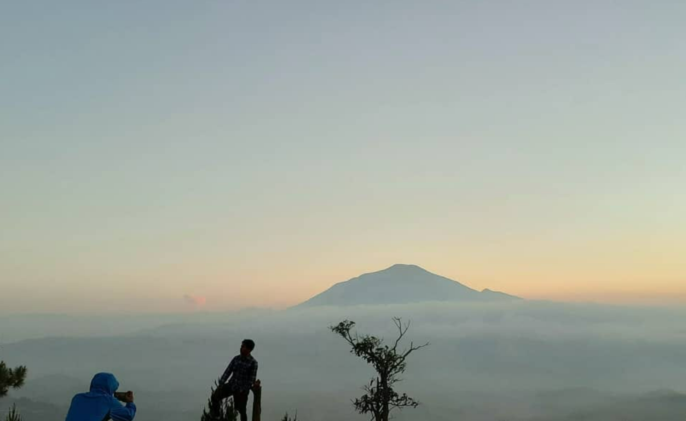 Bukit Pamoroan (Dok. Facebook Bukit Pamoroan)