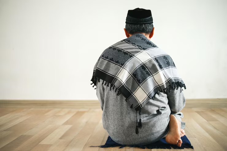 Ilustrasi jadwal sholat (Dok. Freepik)