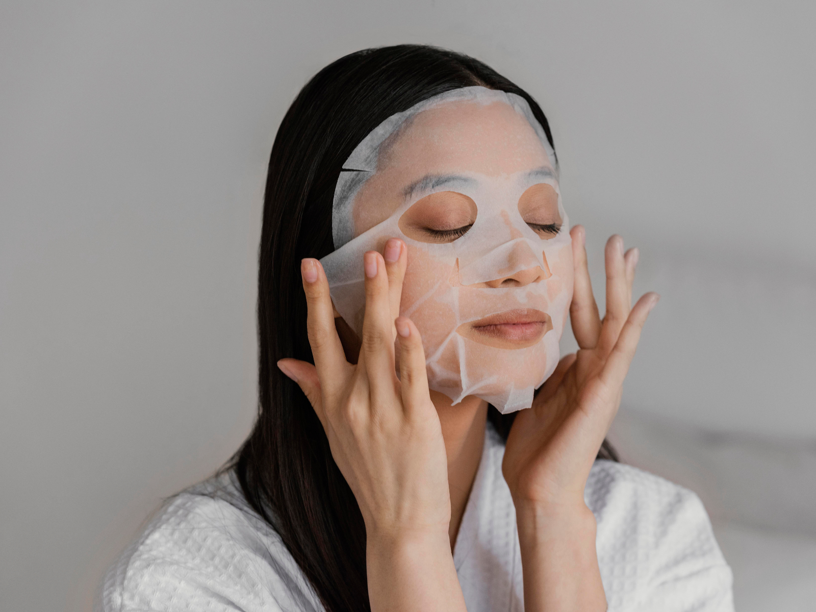 Ilustrasi sheet mask (Dok. Freepik)