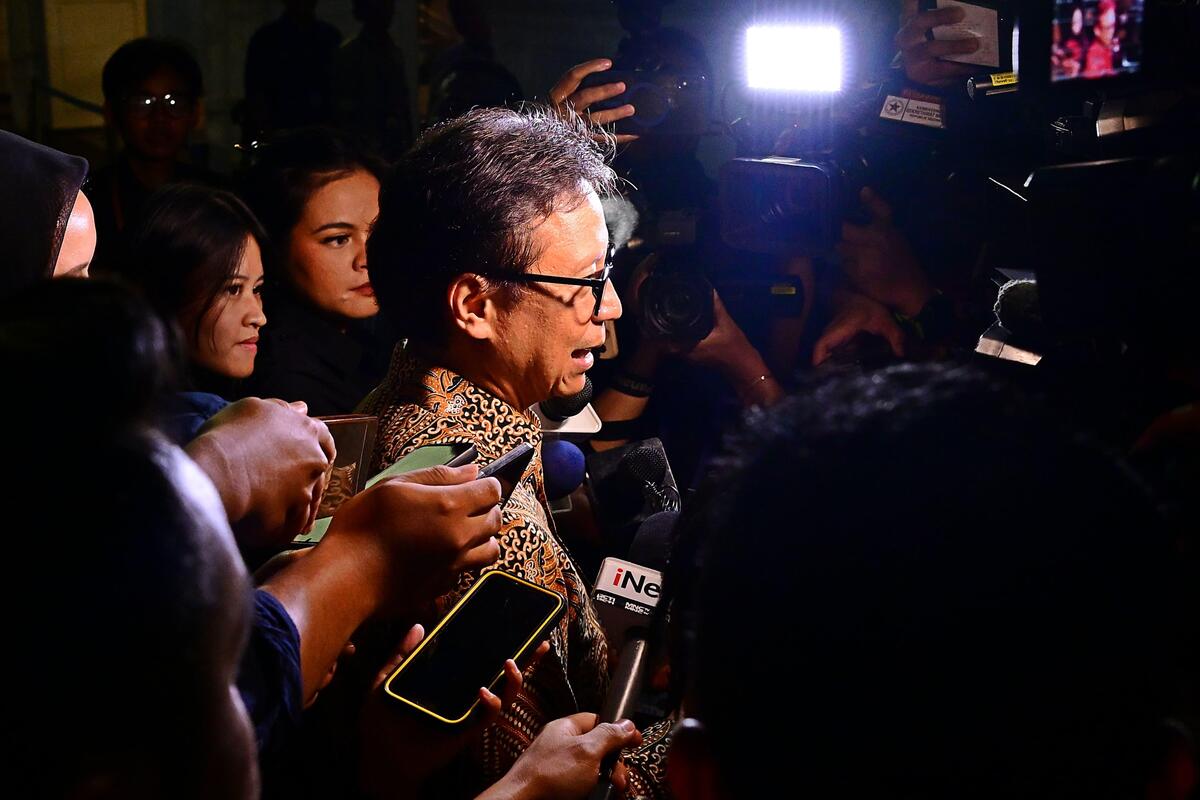 Presiden Prabowo Bahas Isu Kesehatan Nasional Bersama Menkes: Fokus pada COVID-19, RS Baru, dan Cek Kesehatan Gratis