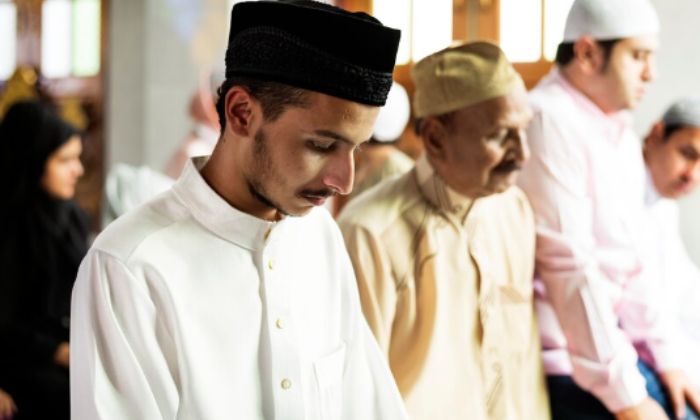 Ilustrasi jadwal sholat (Dok. Freepik)