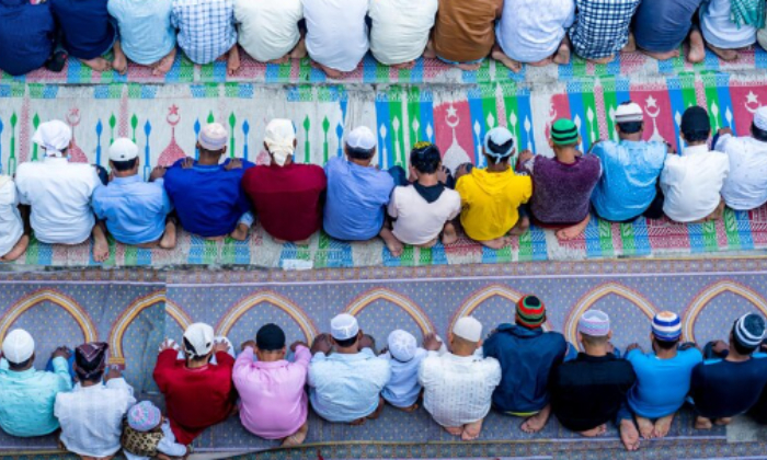 Ilustrasi jadwal sholat (Dok. Freepik) 