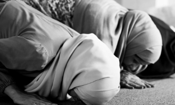 Ilustrasi jadwal sholat (Dok. Freepik)