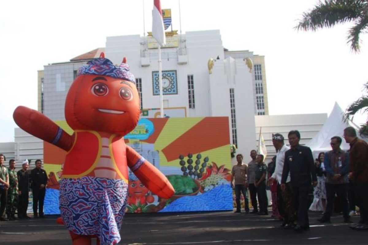 Maskot baru Cirebon dalam ajang Festival Kuliner Jalur Rempah (FKJR) di Kota Cirebon. (Pemkot Cirebon/Antara)