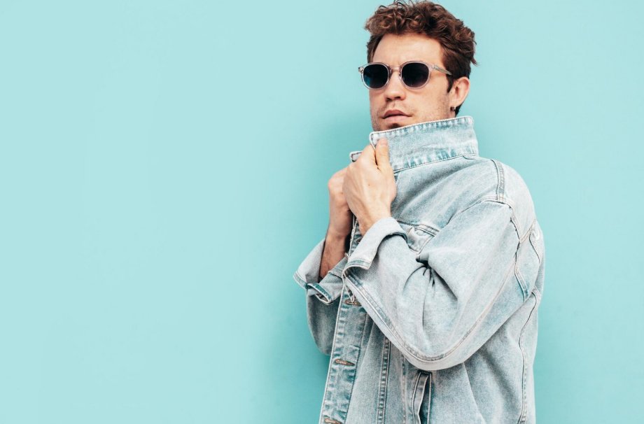  4 Zodiak Ini Punya Aura Bad Boy yang Bikin Banyak Orang Terpikat