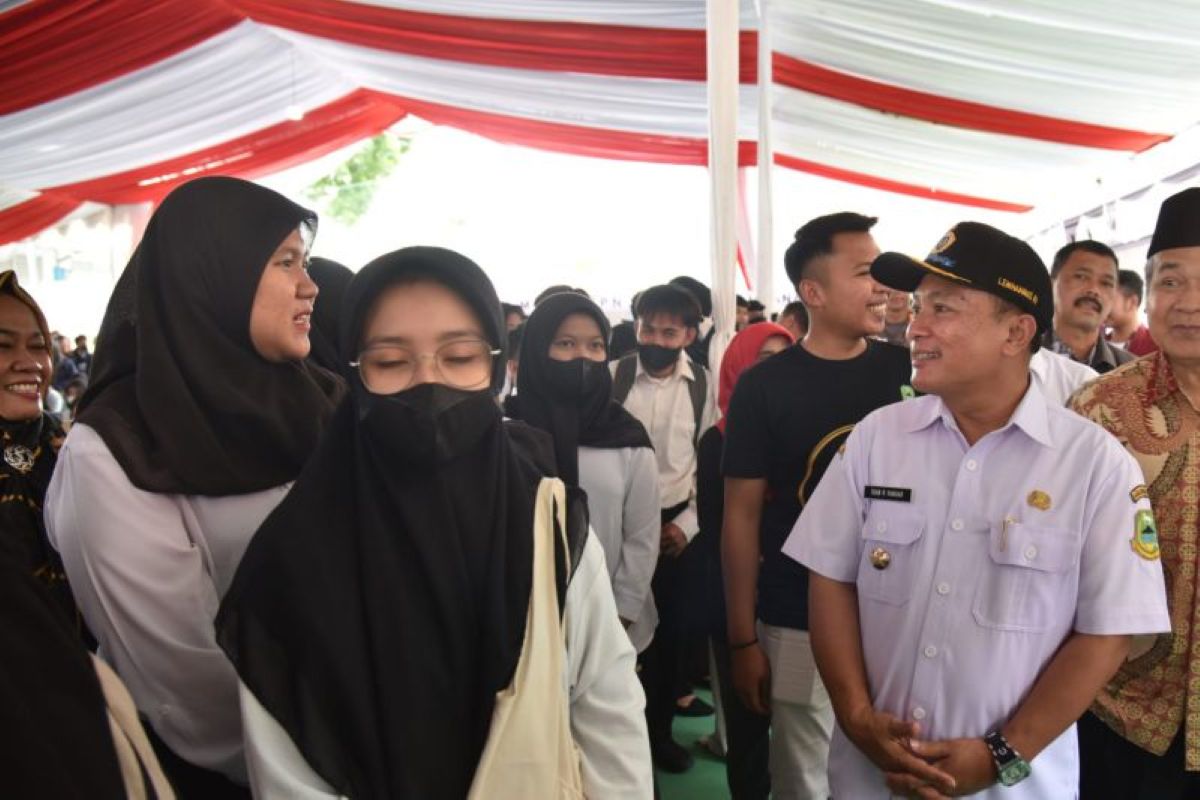 Ilustrasi kegiatan bursa kerja di Kabupaten Kuningan. (Fathnur Rohman/Antara)