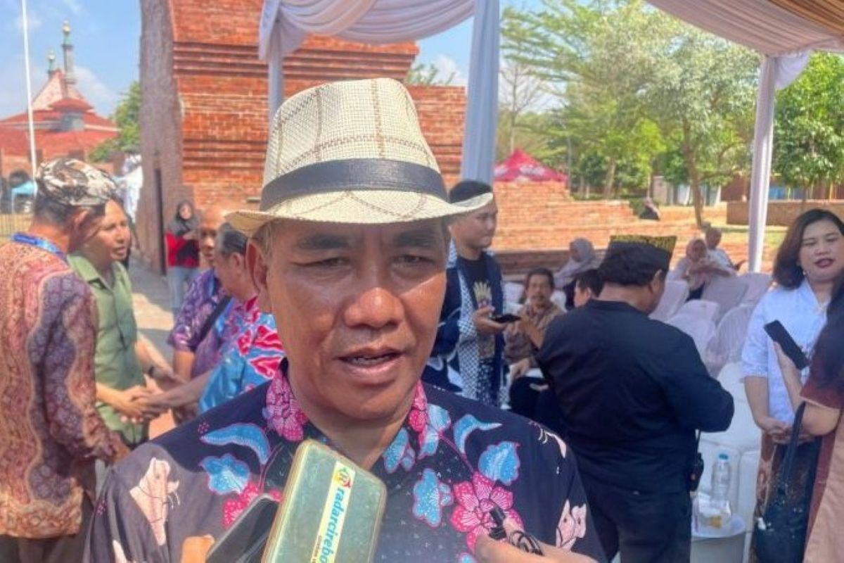 Kepala Disbudpar Kota Cirebon Agus Sukmanjaya. (Fathnur Rohman/Antara)