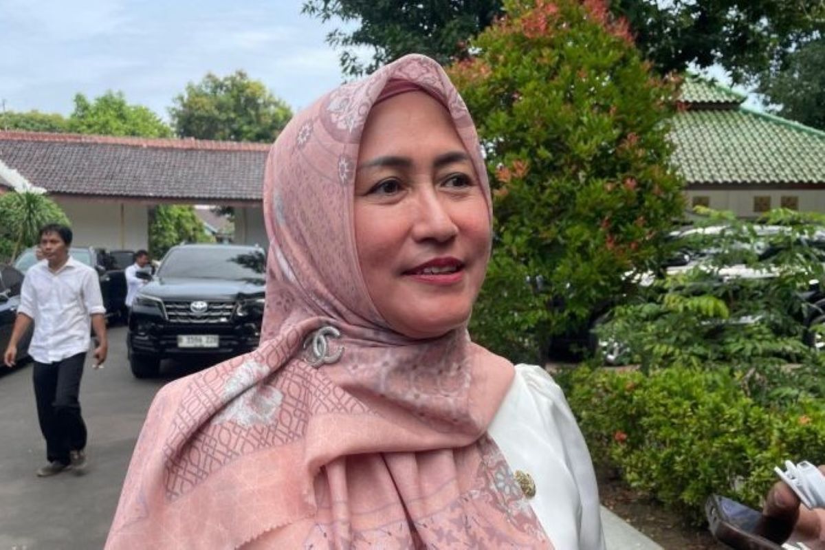 Kepala Dinkes Kabupaten Cirebon Eni Suhaeni. (Fathnur Rohman/Antara)